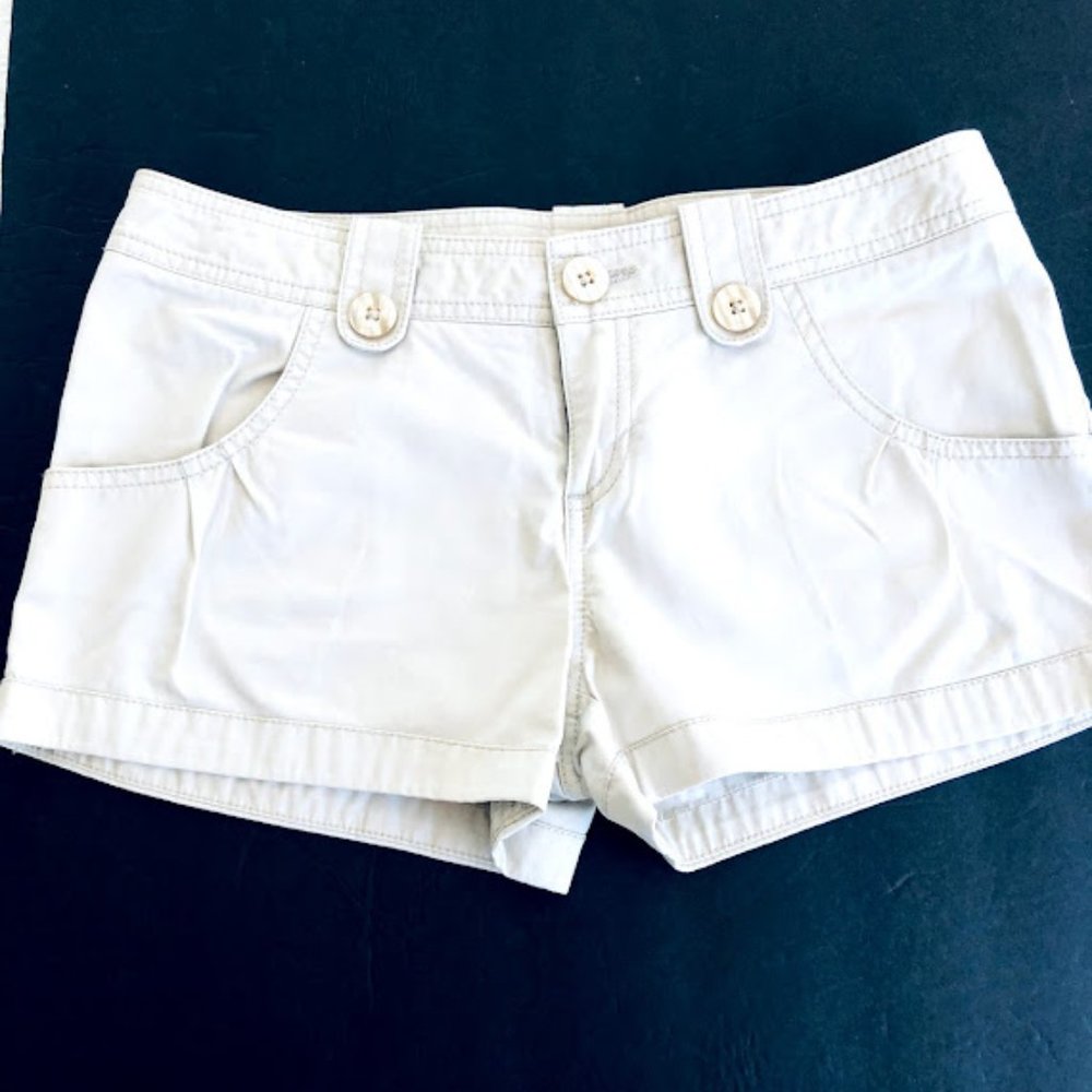 VANS khaki /beige woven shorts size 5 NWOT